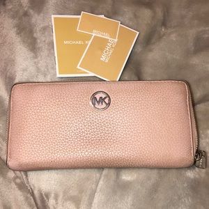Pink Micheal Kors Wallet